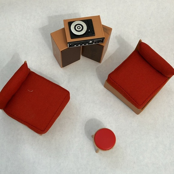 Vintage TOMY Japan Deluxe Dollhouse Furniture 1970s - 21 pieces - Picture 2 of 13